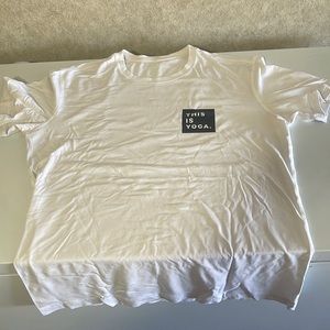 Lululemon 5 year basic white T-shirt